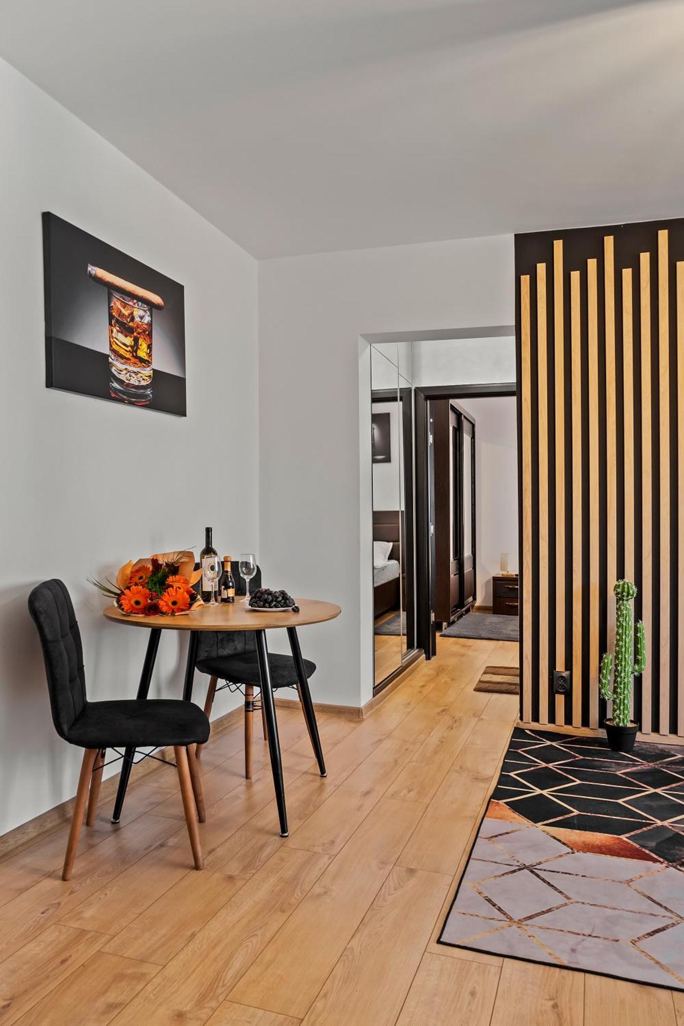 Apartament De Lux Drumul Taberei Bukarest Kültér fotó